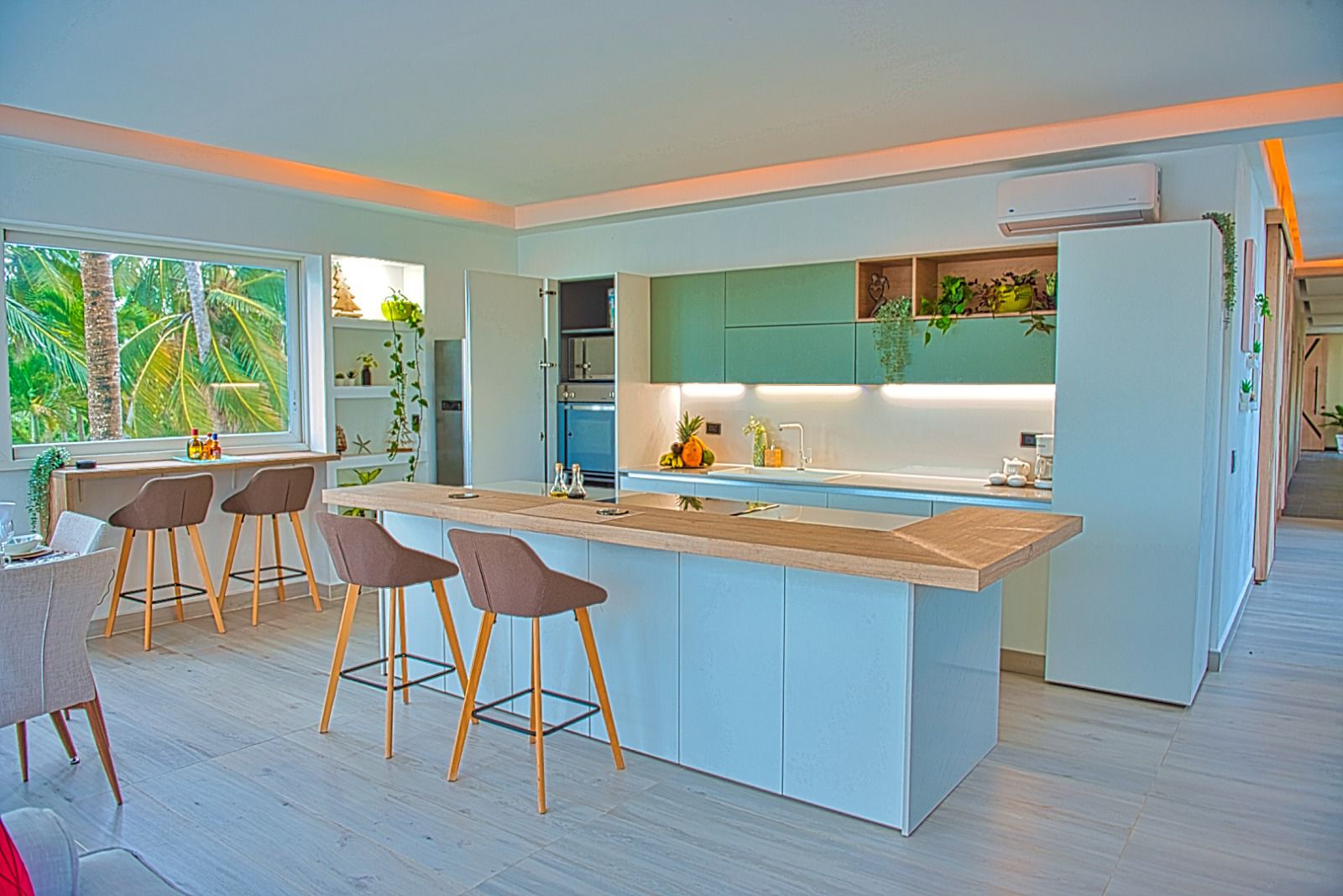 [background image] image of an apartment kitchen (for a cleaning service).