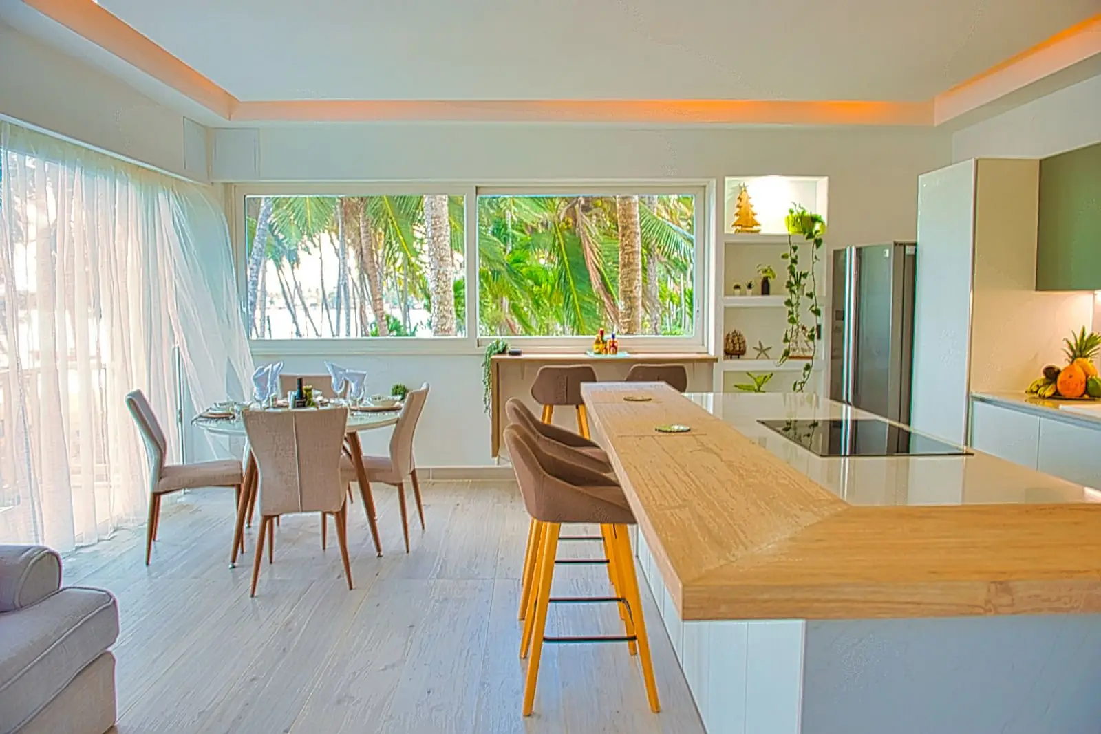 [background image] image of an apartment kitchen (for a cleaning service).