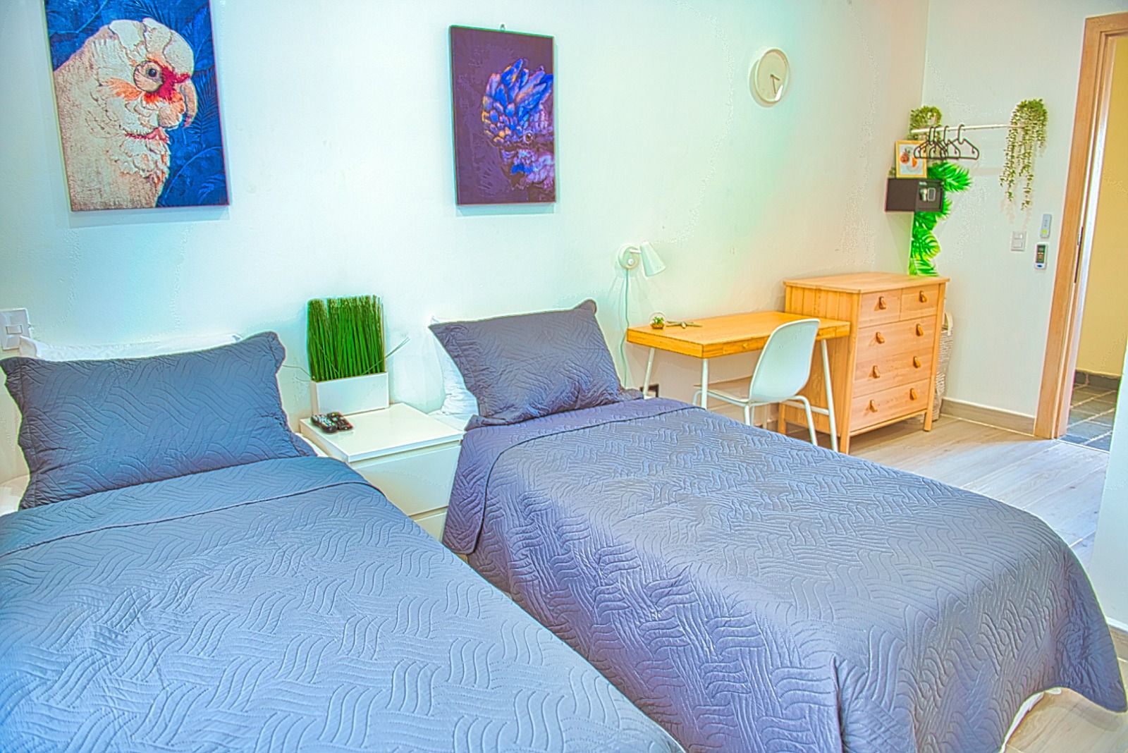 [background image] image of the Suite JAKARTA.